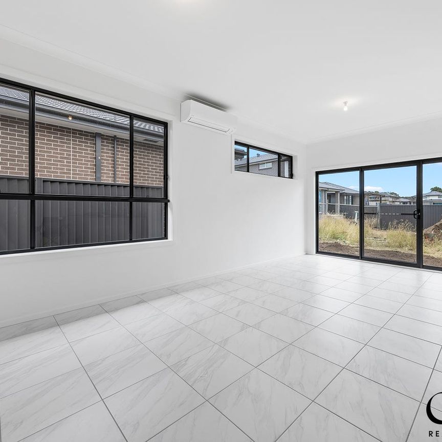 Modern Comfort Meets Prime Convenience! - Photo 1