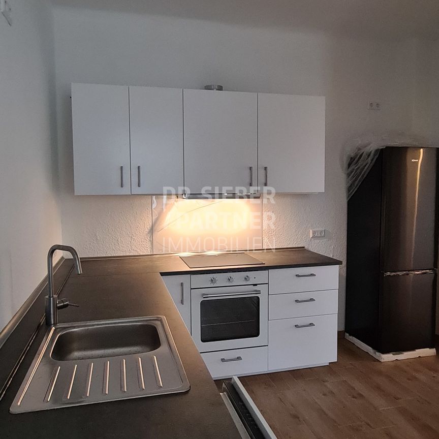 Weißenfels - *geräumige 3 Raumwohnung mit Einbauküche sucht zum 01.01.2025 Nachmieter* - Photo 1