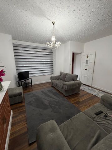 3 Bed Terraced House, Avondale Road, N15 - Photo 3