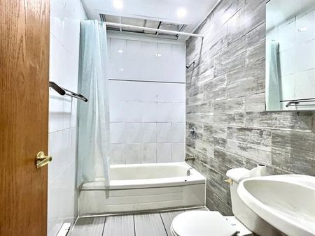 9334 12e Avenue - Photo 4