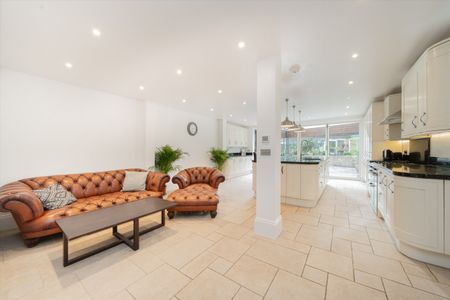 Harwood Road, SW6, London - Photo 3