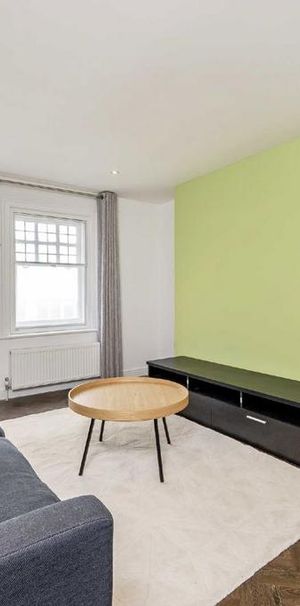 1 bedroom flat to rent - Photo 1