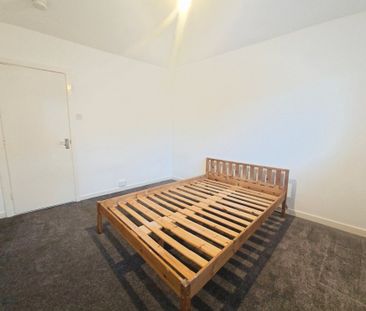 Cromwell Street, SWANSEA - Photo 6