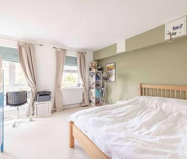 Percy Place, Datchet, SL3 - Photo 5