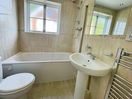 Alveston, Stratford-upon-Avon - Photo 5