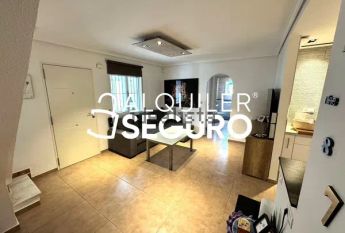 Alquiler de casa o chalet independiente en Calle Niágara
