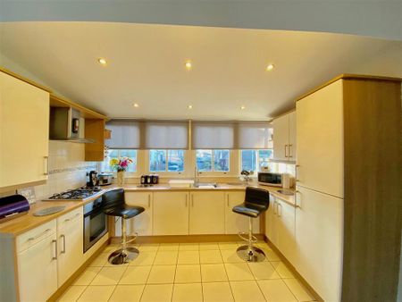 2 bedroom apartment to rent - Photo 3