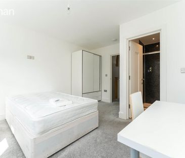 4 bedroom terraced house to rent - Photo 1