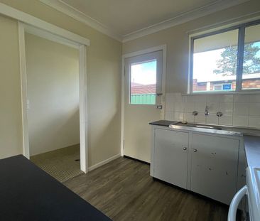 Affordable & Convenient Two-Bedroom Unit - Photo 5