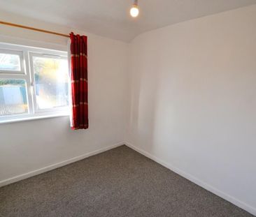 4 bedroom terraced house to rent - Photo 4