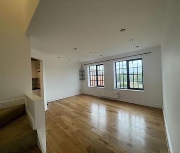 3 bedroom flat to rent - Photo 4