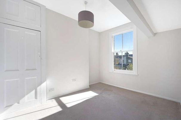 Lausanne Road, London, N8 - Photo 1