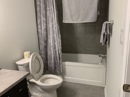 For Lease - 3 BANK SWALLOW Crescent, Kitchener, Ontario - Photo 5