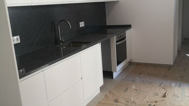Moradia T3 em Porto - Foto 1