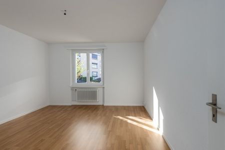 Idyllische Wohnung mit grossem Gartensitzplatz - Photo 4