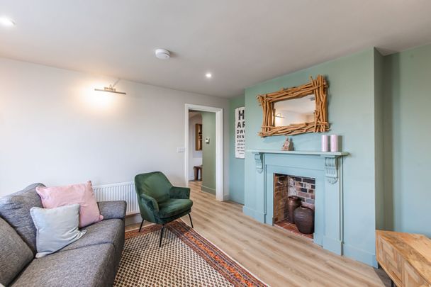 Hunstanton - Photo 1