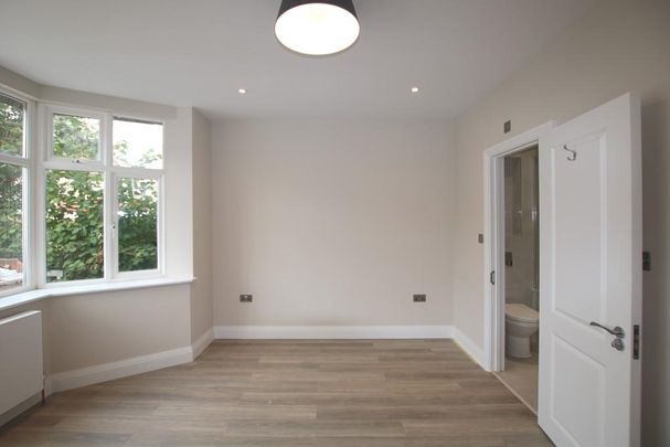 3 bedroom flat share to rent - Photo 1