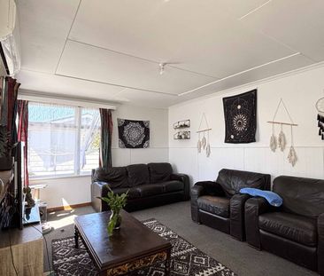 Tidy 2-Bedroom Home Close to Masterton CBD - Photo 5