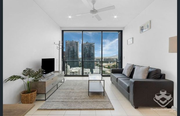 ELEVATED INNER-CITY LIVING | BRISBANE CASINO TOWERS, SOUTH BRISBANE - Photo 1