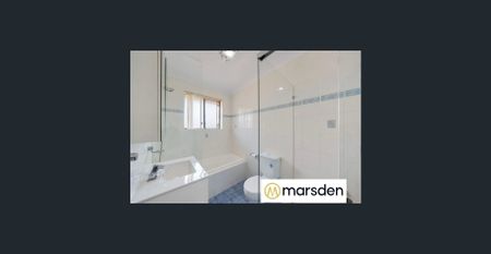 SPACIOUS TWO BEDROOM LOCATION IN A PRIME LOCATION ! - Photo 5