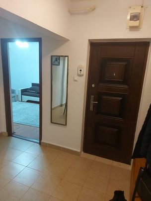 Apartament 3 camere de inchiriat, in zona Tomis Nord - Constanta - Fotografie 1