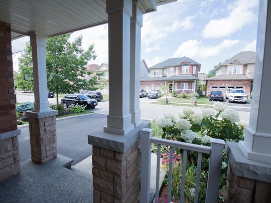 For Lease - 278 Montreal Circle, Hamilton, Ontario - Photo 1