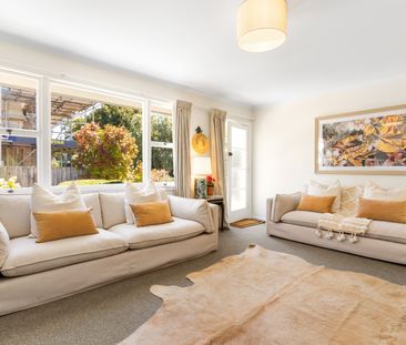 Spacious two-bedroom unit in St Albans - Photo 4