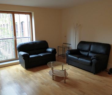 2 Bed Flat, Lower Chatham Street, M1 - Photo 1