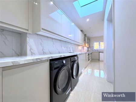 1 bedroom in a house share to rent - Photo 5