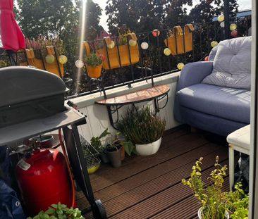 Attraktive 2-Zimmer-Wohnung mit Balkon, EBK, möbliert in Barmbek - Photo 1