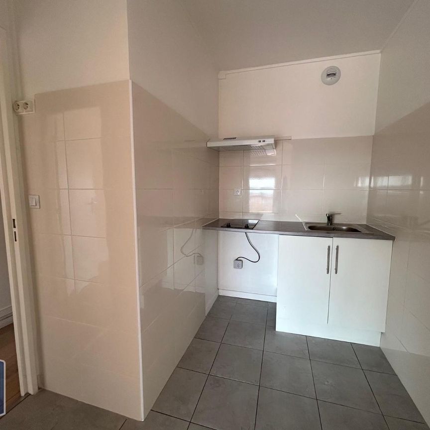 Location Appartement 2 pièces 61m² NICE 06200 - Photo 1