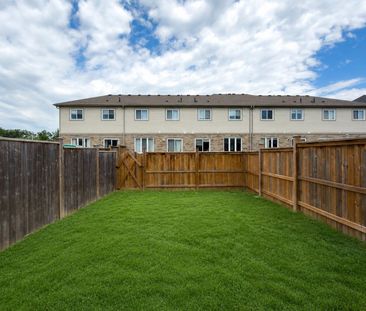 For Lease - 218 Heron Street, Welland, Ontario - Photo 4