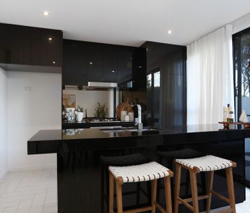 Luxury Living in the Heart of Royal Pines - Photo 6