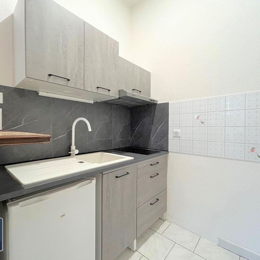 Location Appartement 1 pièce 24m² LIBOURNE 33500 - Photo 1