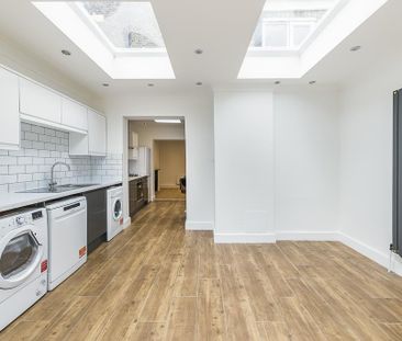 5 bedroom terraced house to rent - Photo 6