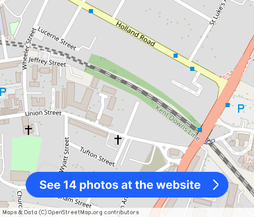 Cromwell Road - Photo 1