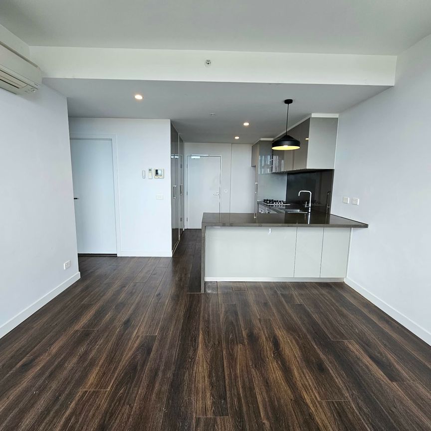 326/70 Batesford Road, Chadstone VIC 3148 - Apartment For Rent | Domain - Photo 1