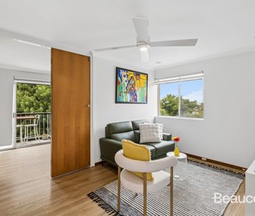 Sleek & Convenient Fully Furnished Apartment in Prime Location - Photo 2