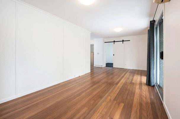 Stylish cottage in Brighton! - Photo 1