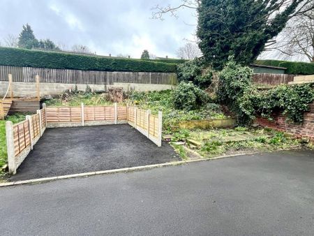 3 bedroom terraced house to rent - Photo 3