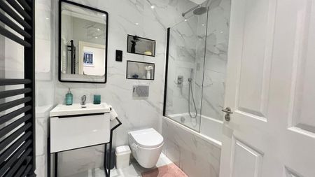 2 bedroom flat to rent - Photo 4