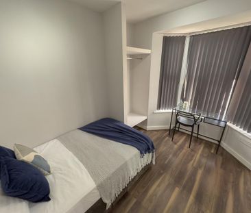 5 bedroom terraced house to rent - Photo 5