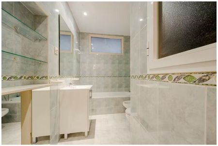 Calle de Goya, Madrid, Community of Madrid 28009 - Foto 2