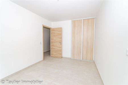 Location Appartement 3 pièces 74m² ST MARCELLIN 38160 - Photo 5