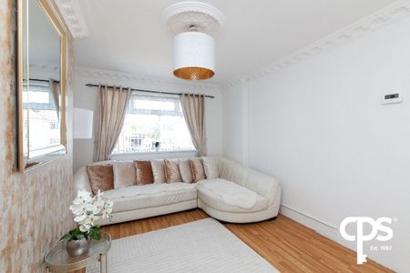 105 Sunningdale Park, Belfast BT14 6RY - Photo 2