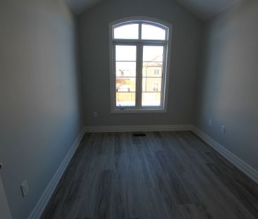 For Lease - 4324 Shuttleworth Drive, Niagara Falls, Ontario - Photo 6