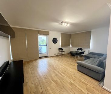 3 bedroom flat to rent - Photo 1