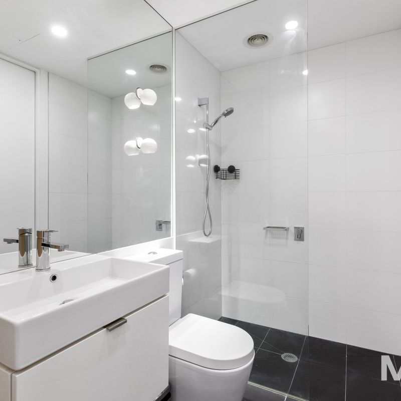 414/39 Coventry Street, Southbank - Photo 1