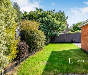 3 bedroom semi-detached to rent Wood Hill Way, PO22 - Photo 4