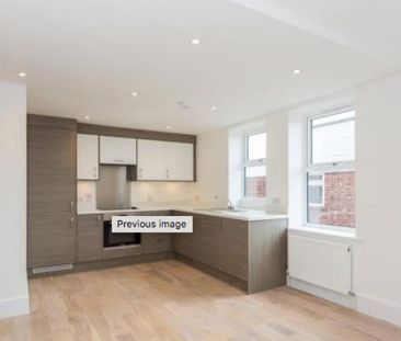 1 bed Apartment - To Let - Photo 2